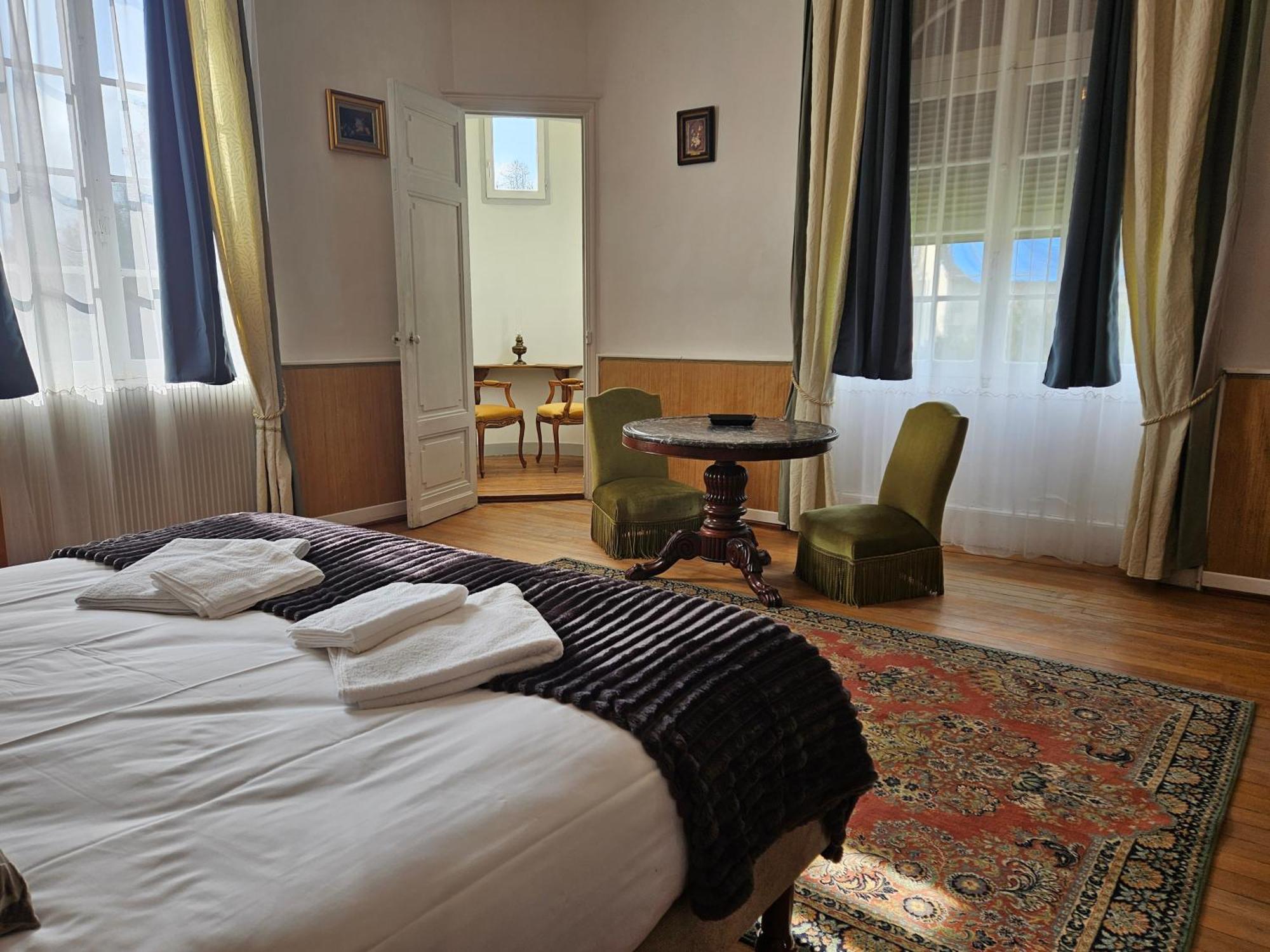 Chateau De Chazelpaud Saint-Bard Екстер'єр фото